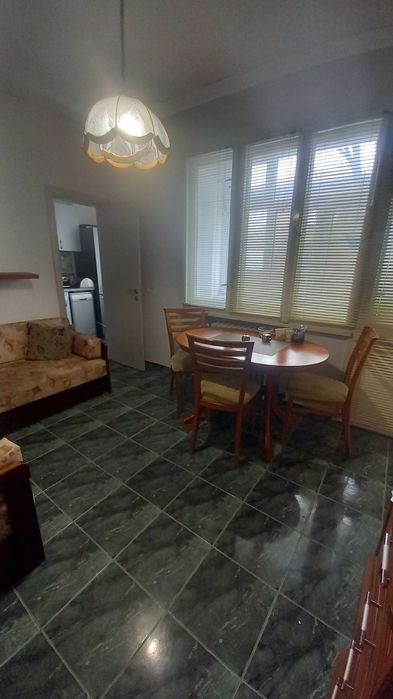 Дава се под наем Двустаен апартамент в Пловдив, Каменица 1 - 80 кв.м за 398.82 € - Снимка #2