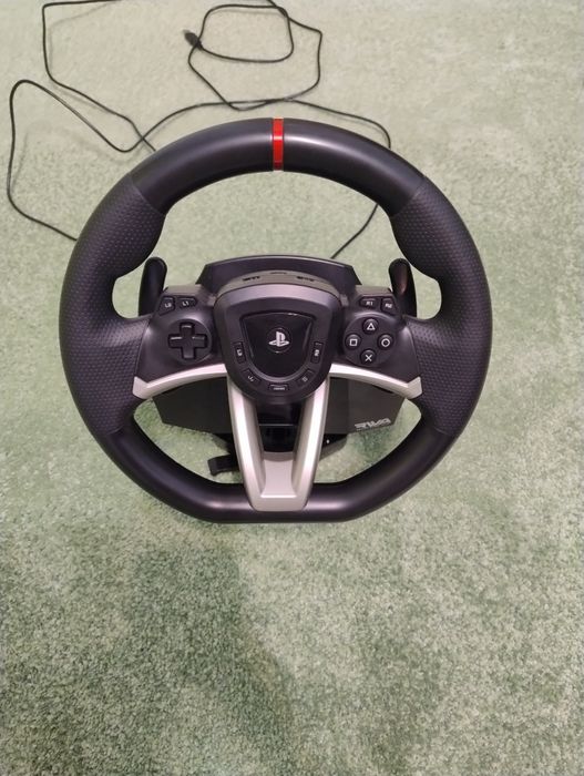 !!URGENT!! Vand volan hori compatibil cu PC/PS4/PS5