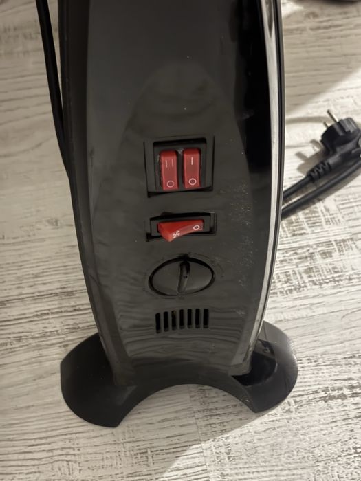 Конвектор Eldom CFV2000 black