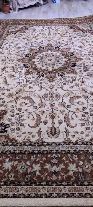 Продам ковёр за 20 000
