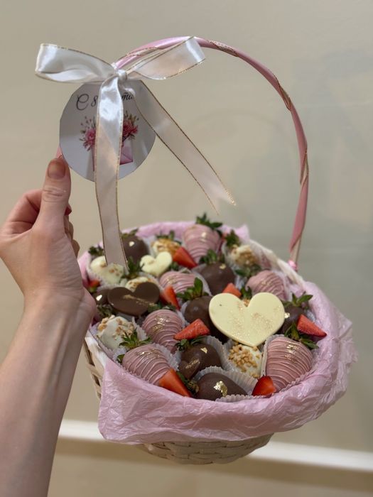 В наличии клубника в шоколаде