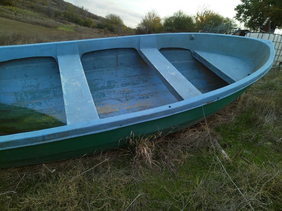 Лодка за риболов/мичуринка