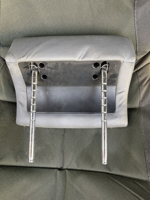 Подголовники BNB E38