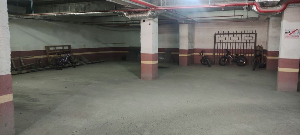 Продается квартира 105м2 + гараж на два автомобиля срочно