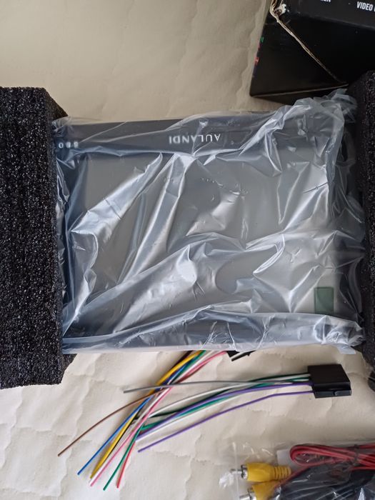 Продаю мультимедийную систему