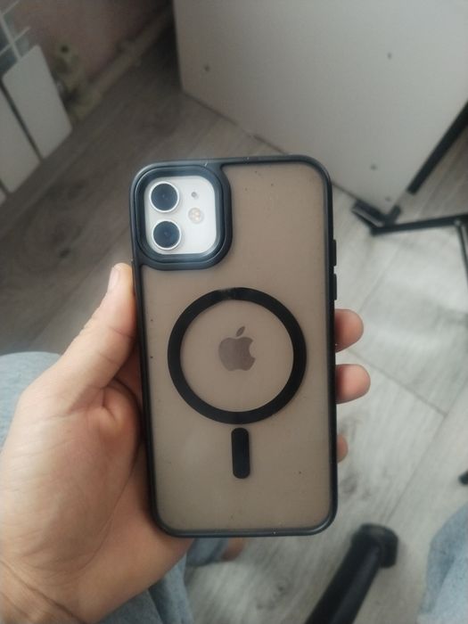 Айфон 11 продается