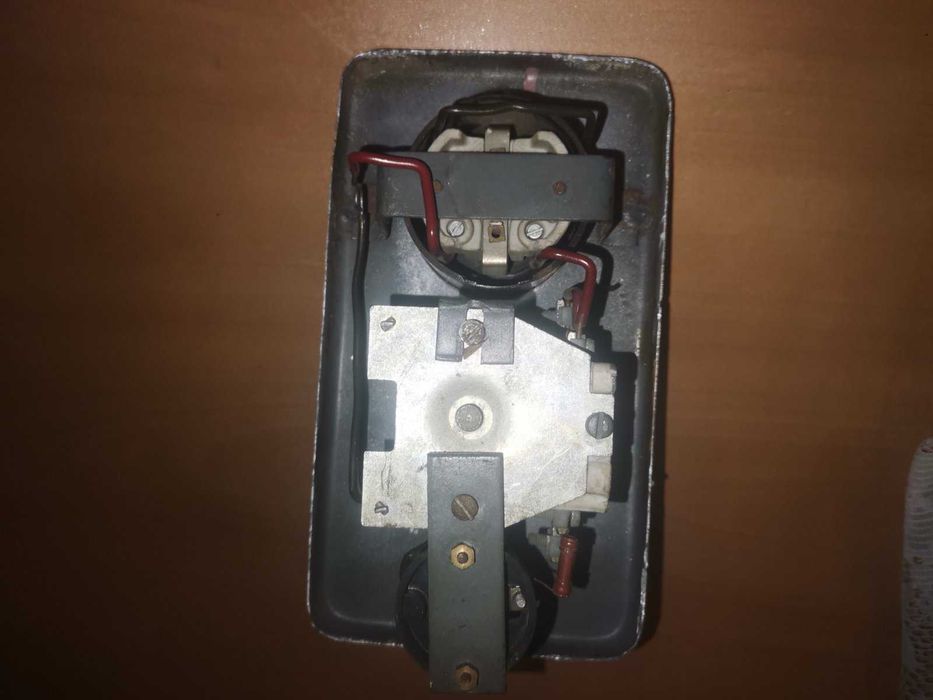 Електро табло с контакт и ключ за бойлер 22Х12Х7 см