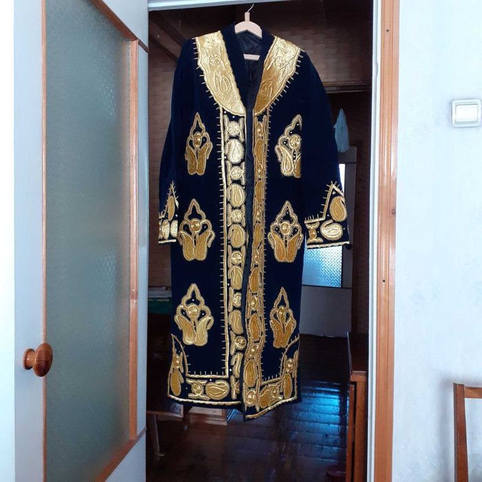 Чапан  мужской  .