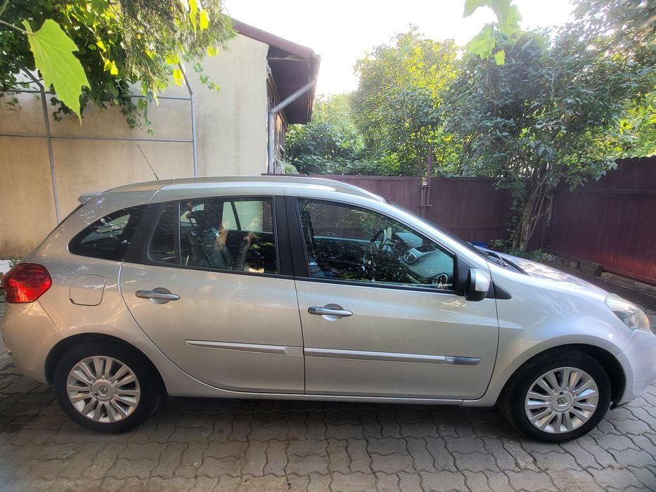 RENAULT Clio 2011 — imagine 4