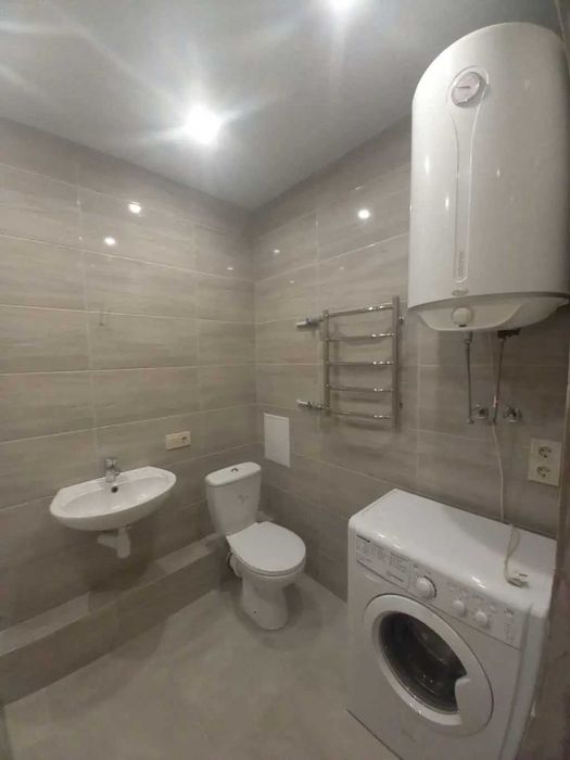 Дава се под наем Едностаен апартамент в София, Зона Б-18 - 46 кв.м за 407.49 € - Снимка #3