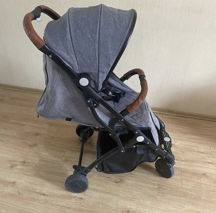 Продам коляску в хорошем состоянии