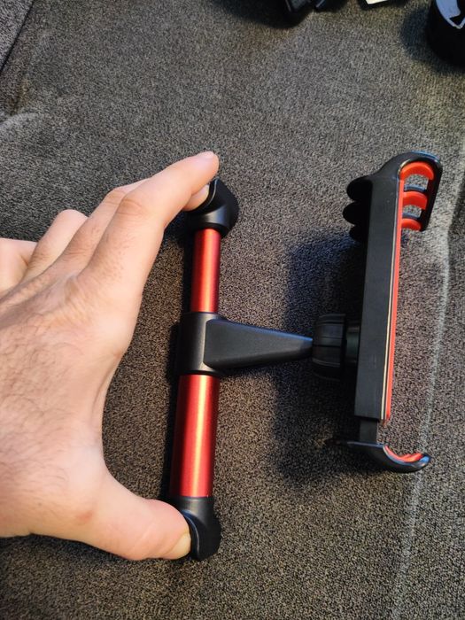 Suport telefon/tableta pentru tetiera