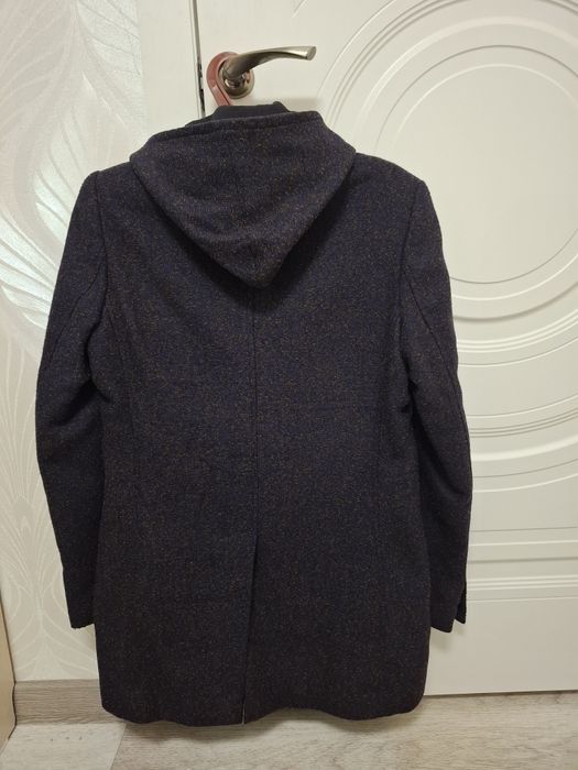 Продаю мужское пальто