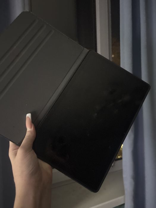 Планшет Galaxy Tab a7 в идеальном хорошем состоянии без царапин