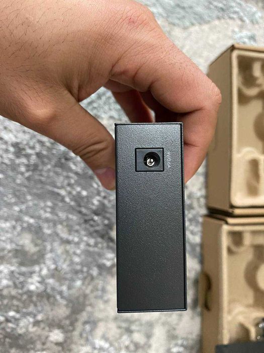 Продаётся пара гигабитных медиаконвертеров Ethernet, модель MC210CS.