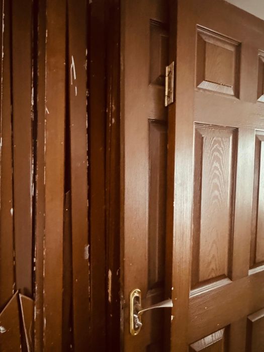 Двери деревянные