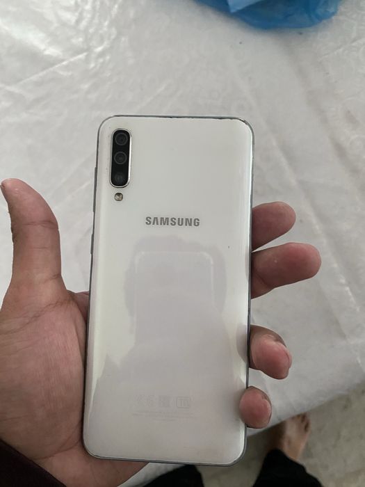 Samsung a50 128/6