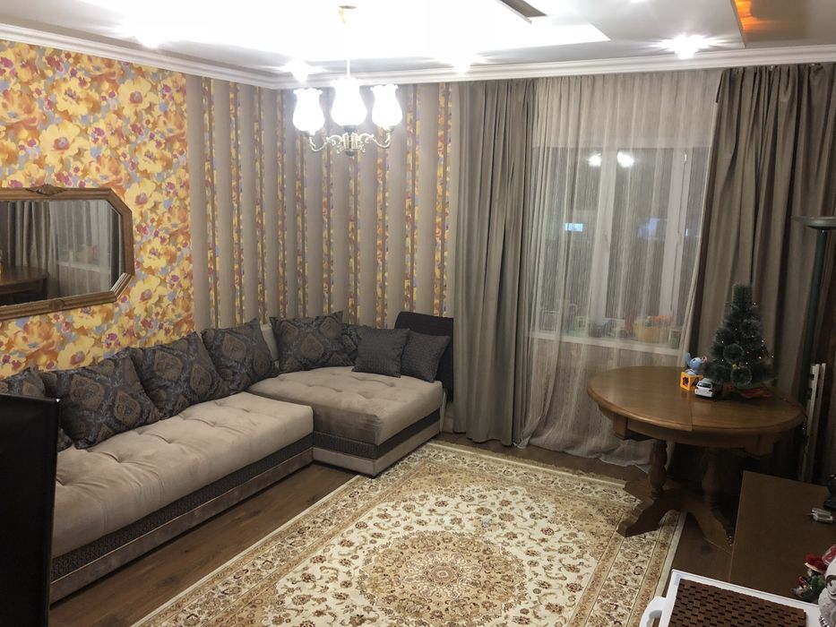 Продам диван модульный