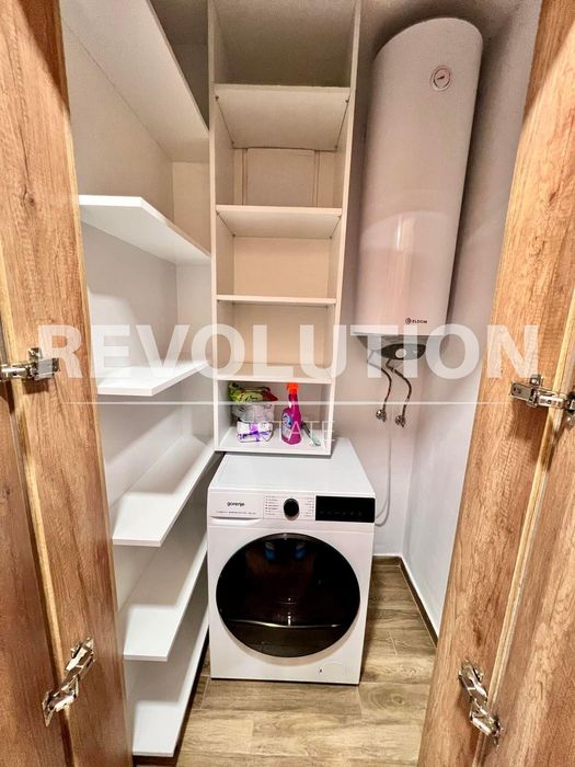 Дава се под наем Двустаен апартамент в Пловдив, Кючук Париж - 70 кв.м за 610.98 € - Снимка #9