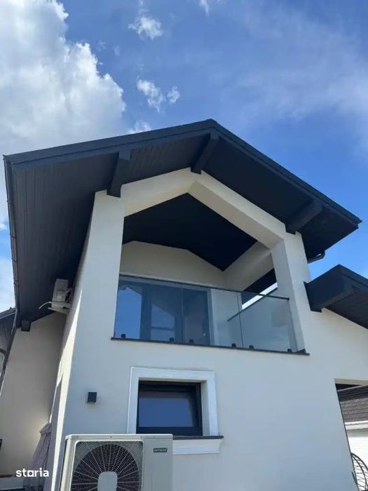 Casa individuala, 302 mp, teren 800 mp, zona Marginea