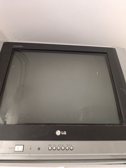 Телевизор LG рабочий