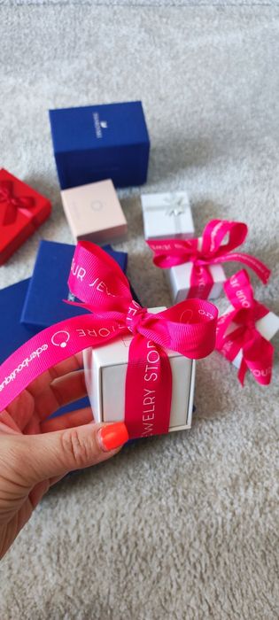 Кутии за бижута Swarovski, Pandora и Eden Boutique