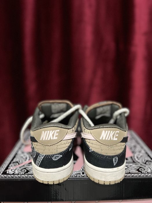 Срочно продам  новые кроссы Nike