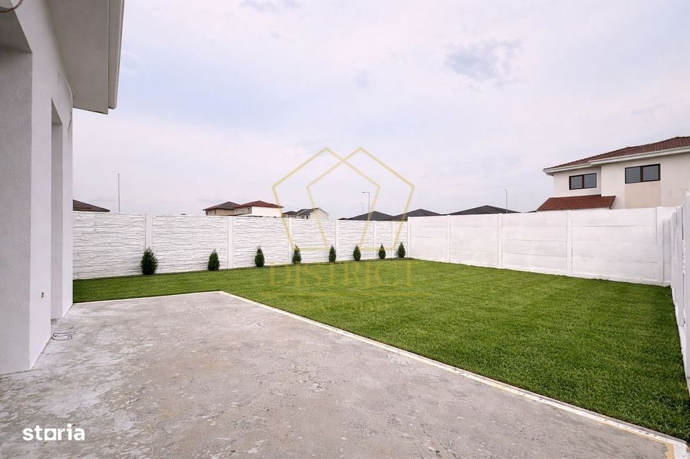 Duplex superb cu 4 camere, despărțit prin camera tehnica | Mosnita Vec