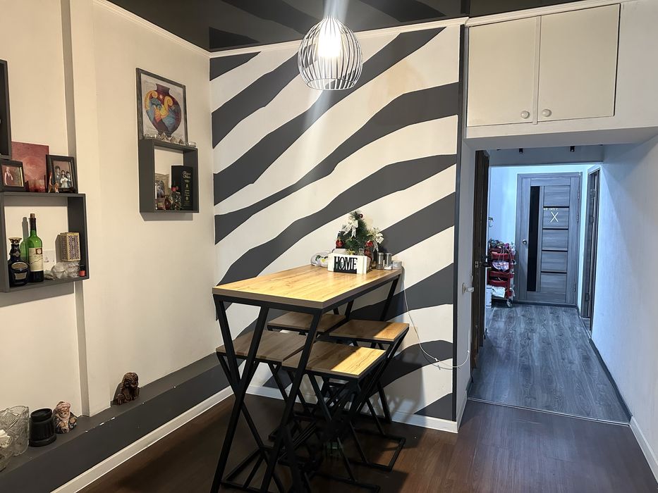 2в3/5/5,Тузель 1, 2 балкона 2х3, Галантерейка, Дока хлеб,