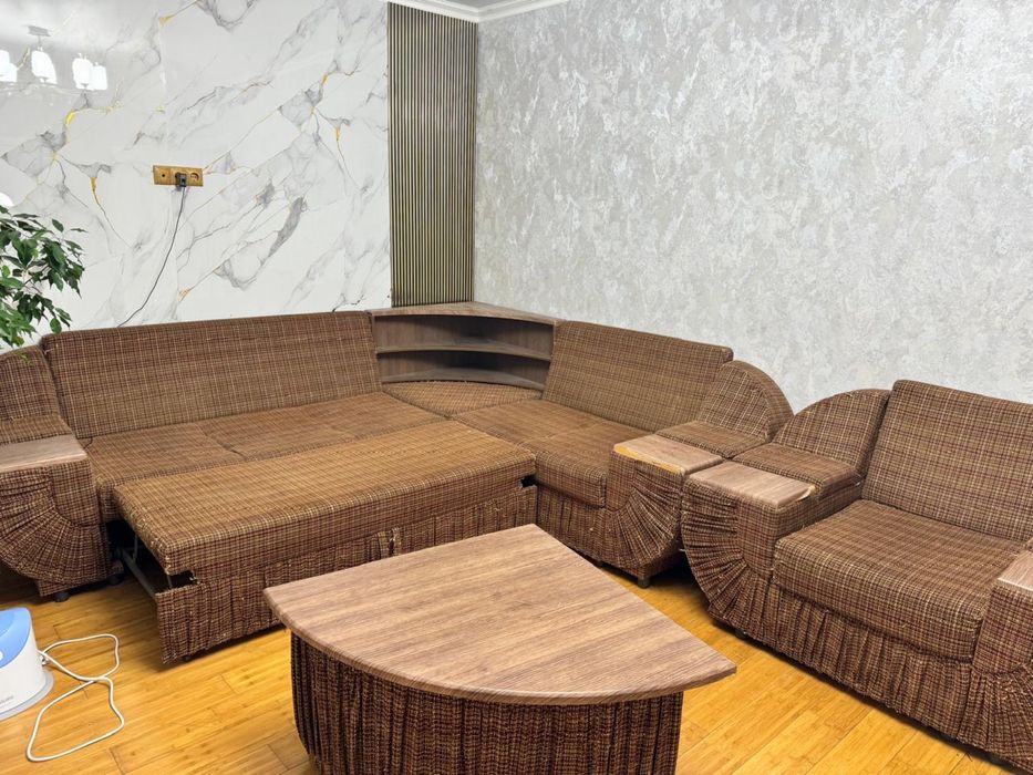 Диван для зала 2 метра