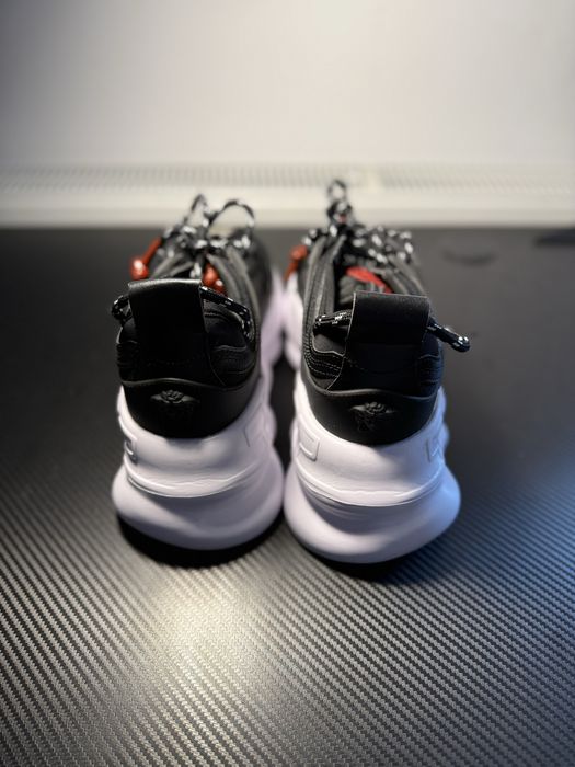 Versace Chain Reaction