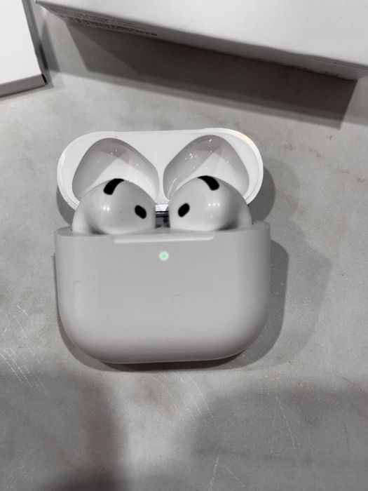 Apple Airpods 4 Като нови