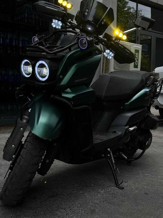 Skuter Tank Discovery