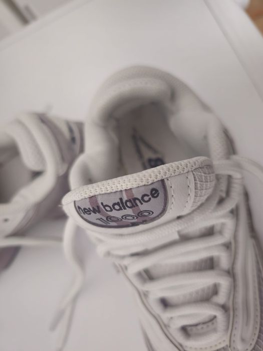 Adidas dama New Balance 1000