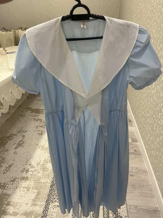 красивое платье, почти новый