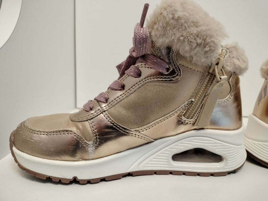 Ghete fetițe Sketchers mărimea 29
