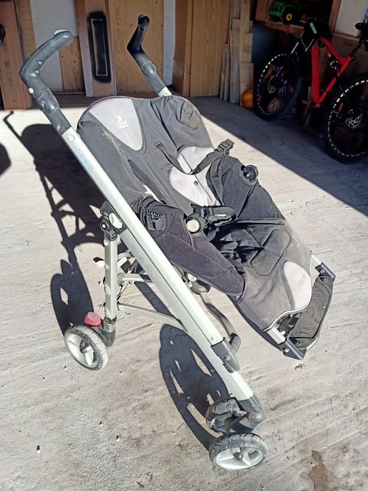 Продам детскую коляску