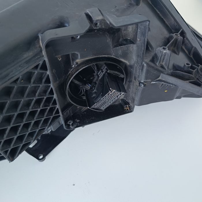 Десен фар за AUDI A7 4K8 4K8.941.086.F