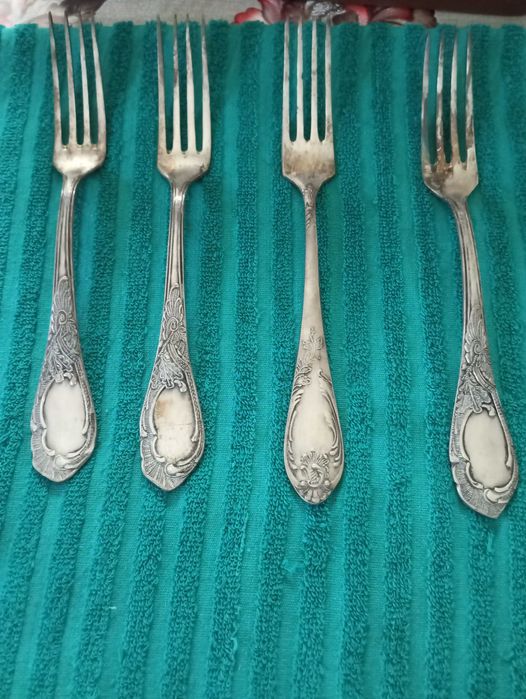 Набор  столовый( мельхиор)