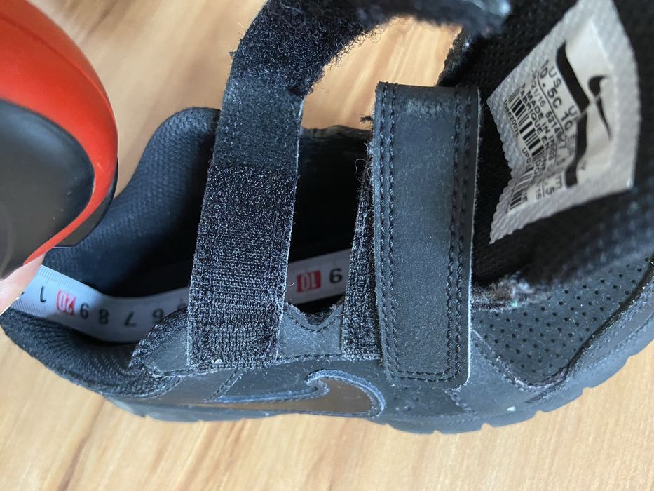 Маратонки Nike 27.5 номер