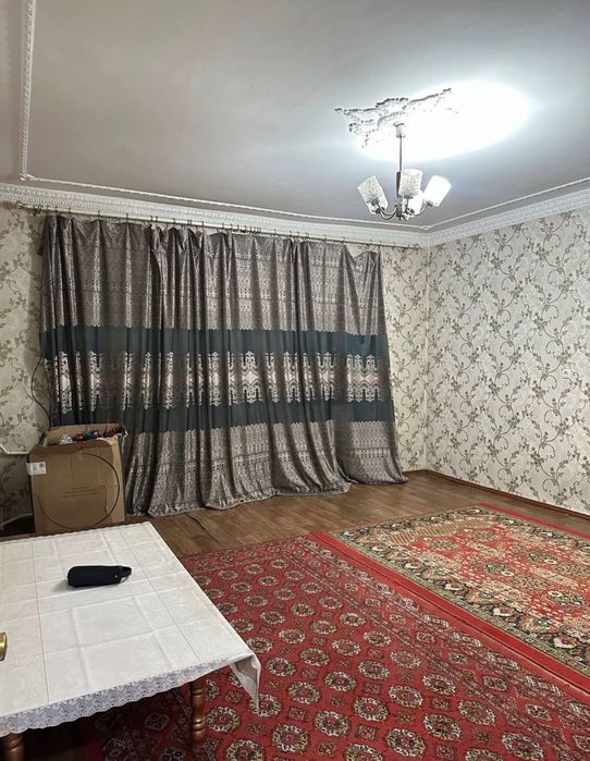 Студентам Дружба народов 2х комнатная.