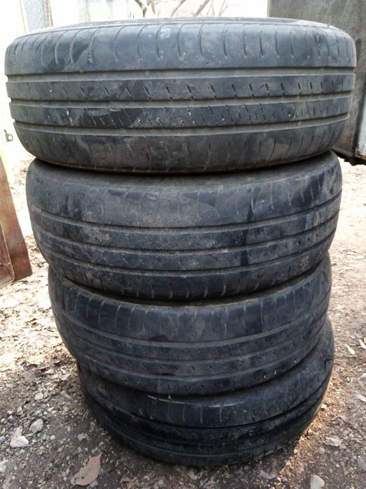 Продам резину 185/65/15