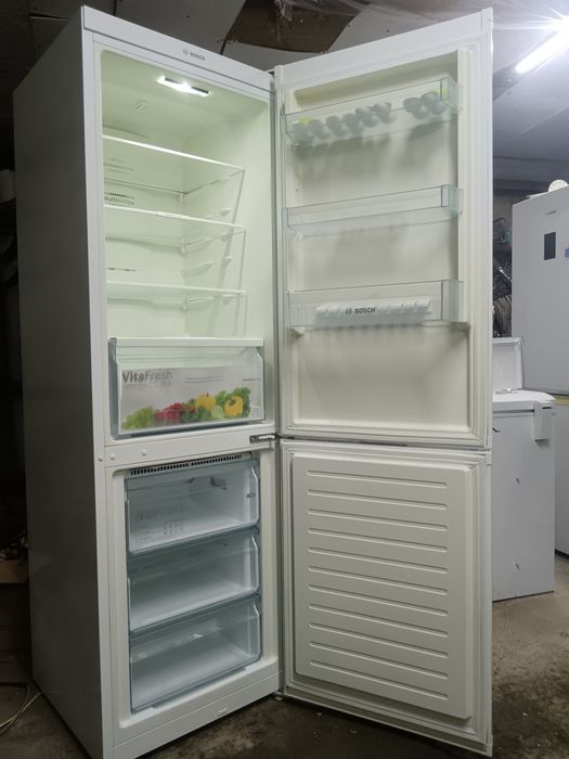 Продам холодильники