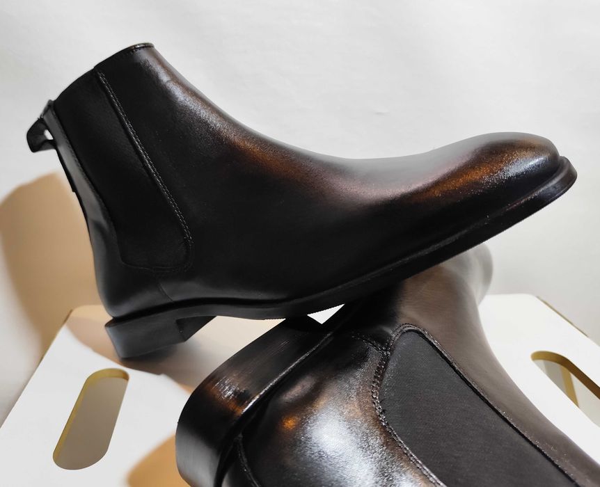 Ghete chelsea plain toe 43 43.5  ZARA NOI piele naturala moale negru