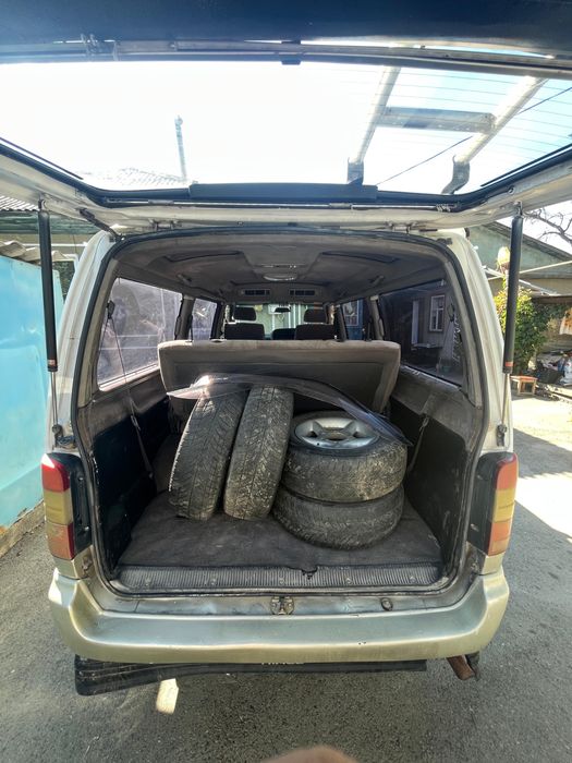Toyota Hiace в продаже