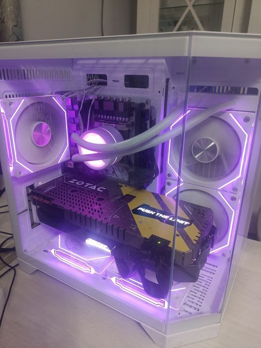 Xeon E5-2690/8ядер 16поток/16Gb/SSD 240gb+500Gb/GTX 1070 8GB/водяное