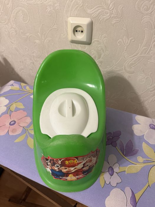 Горшок детский………..