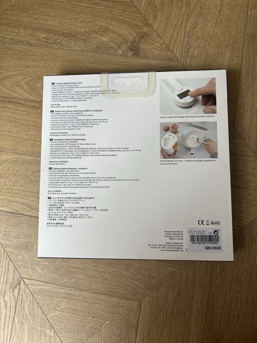 Дигитална кухненска везна TRISCALE, бяла, Joseph Joseph