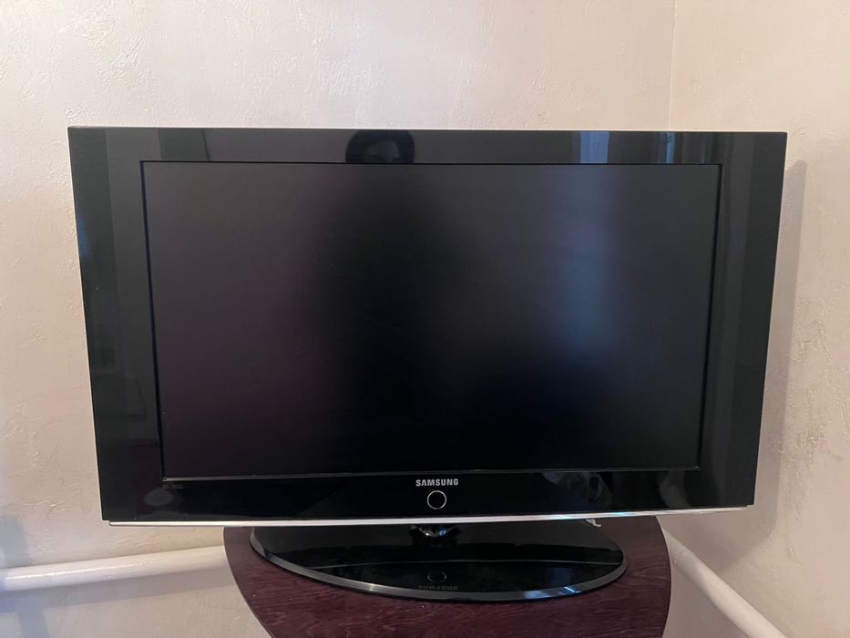Телевизор Samsung