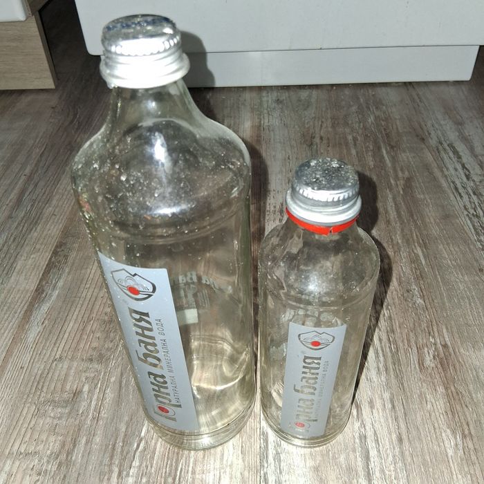 Продавам колекционерски шишета  Кока Кола.